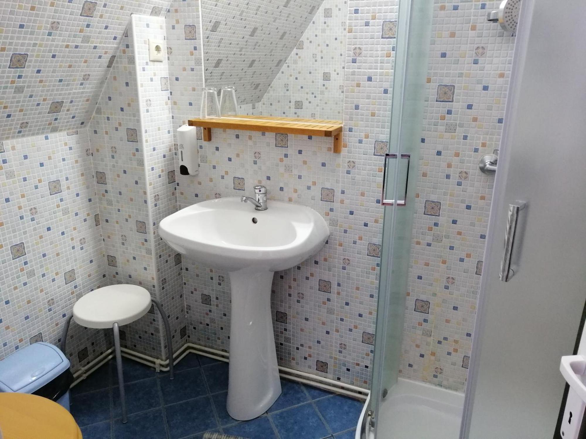 Sugo Panzio Madarasi Hargita Otel Izvoare  Dış mekan fotoğraf
