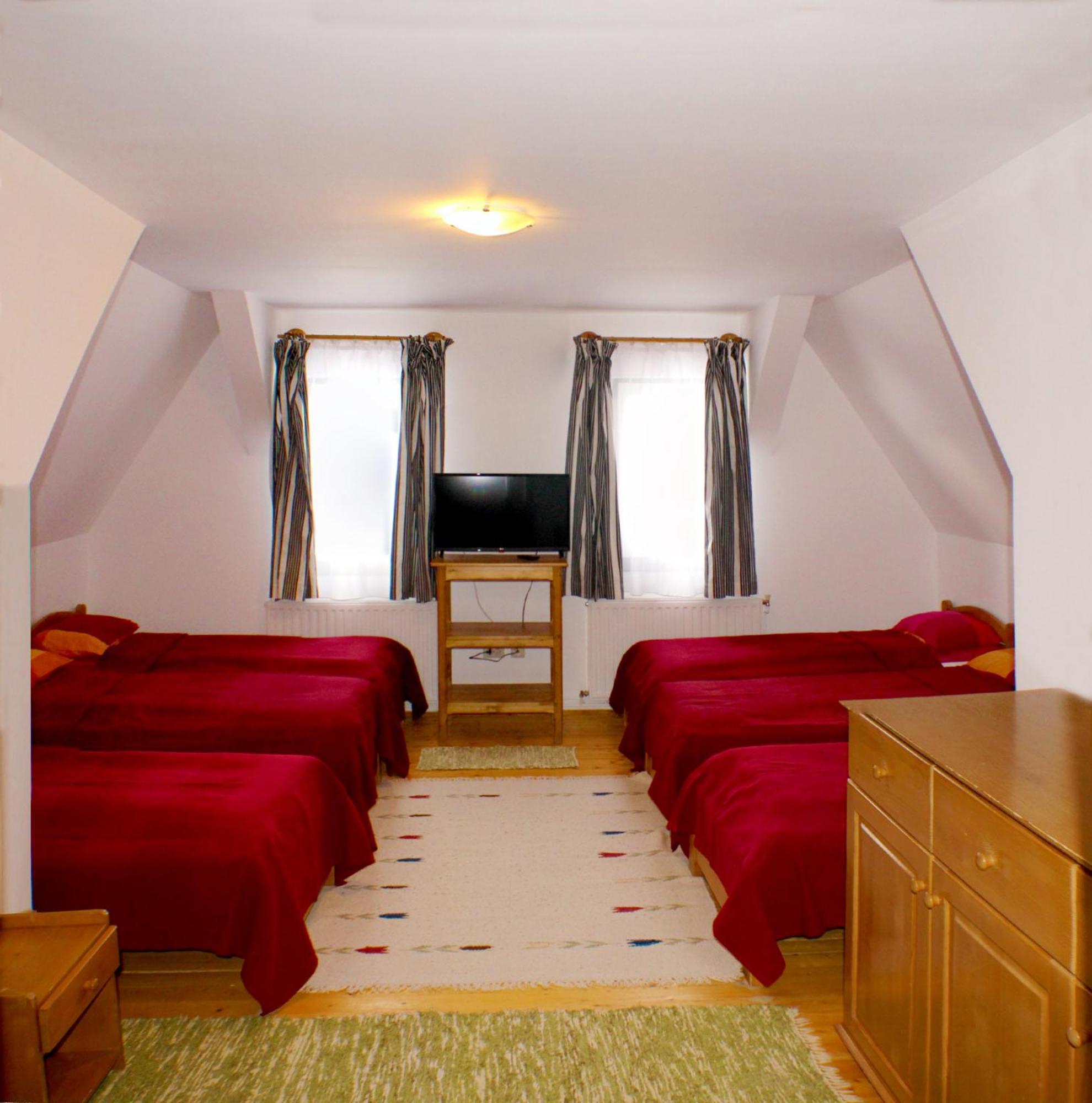Sugo Panzio Madarasi Hargita Otel Izvoare  Dış mekan fotoğraf